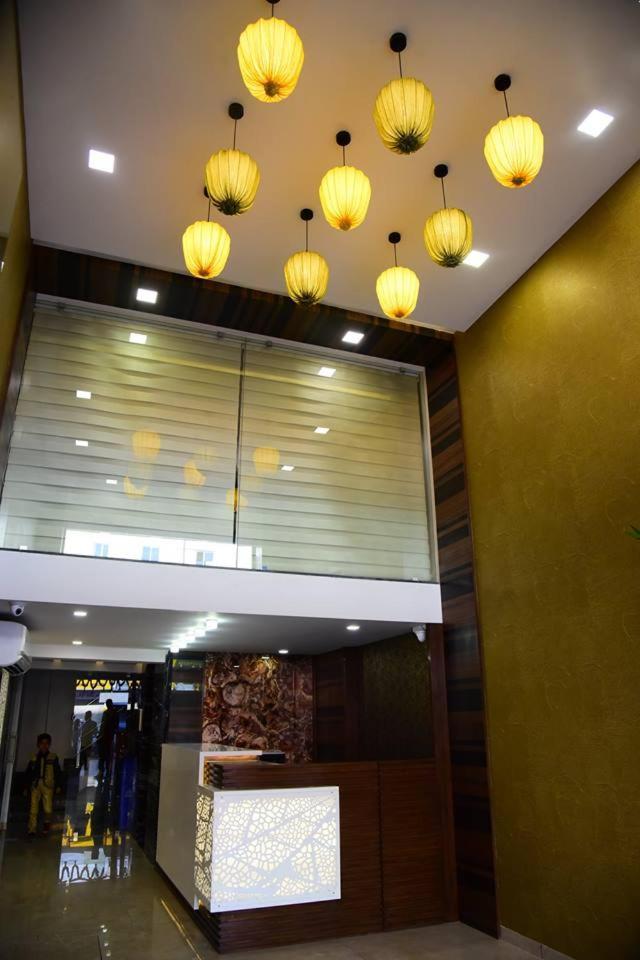 Hotel Ahmedabad Inn Exterior photo